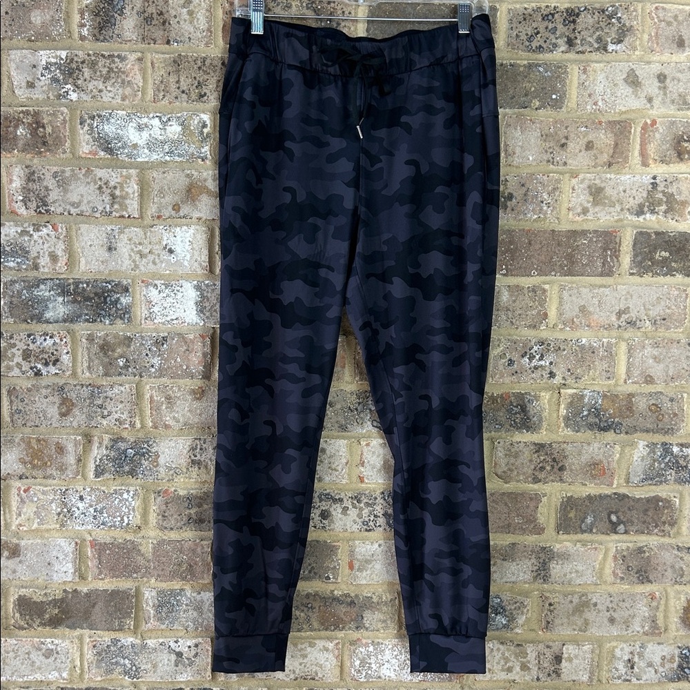 CRZ YOGA  Dark Camouflage Joggers